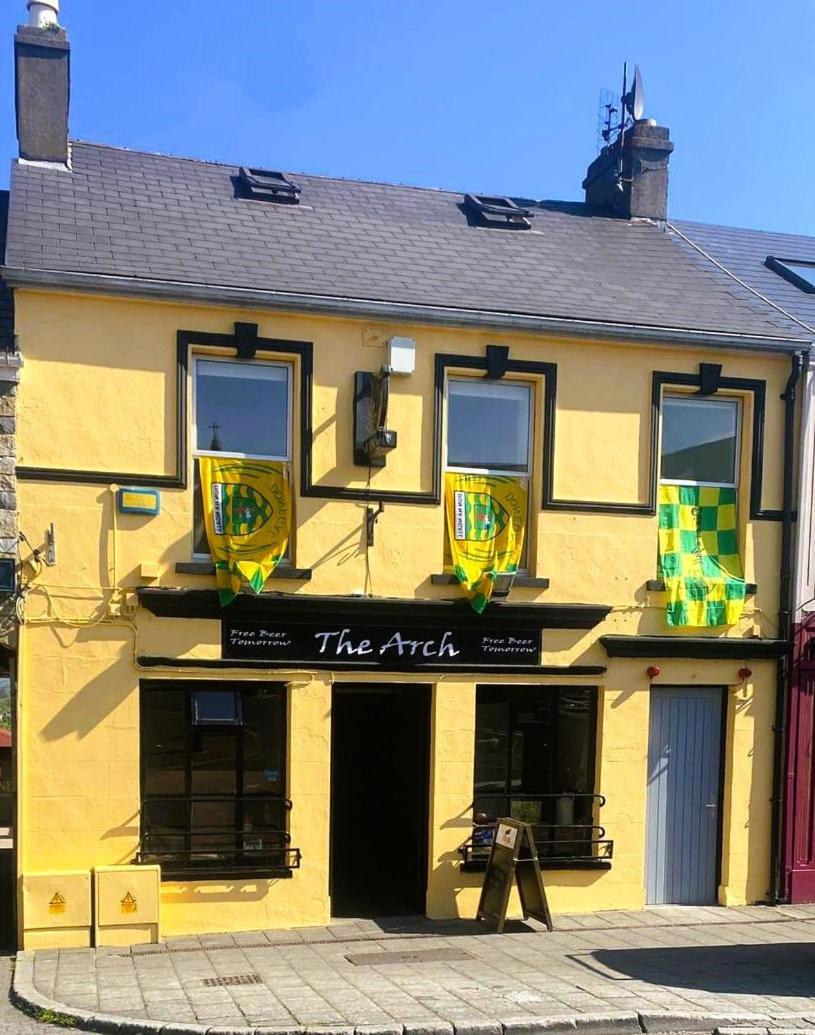 Hotel No 3 The Arch Carndonagh Exterior foto